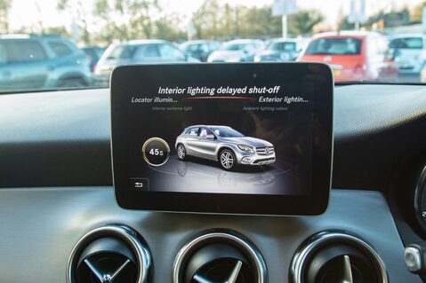 Mercedes-Benz GLA Class GLA 200 AMG LINE EDITION PLUS 28