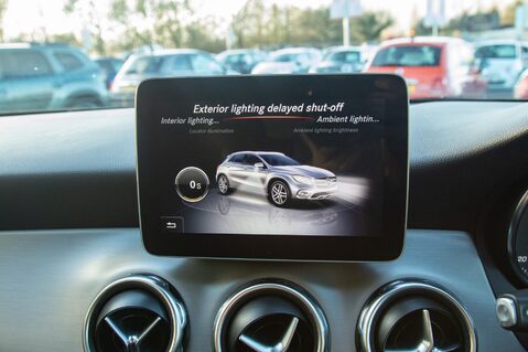 Mercedes-Benz GLA Class GLA 200 AMG LINE EDITION PLUS 29