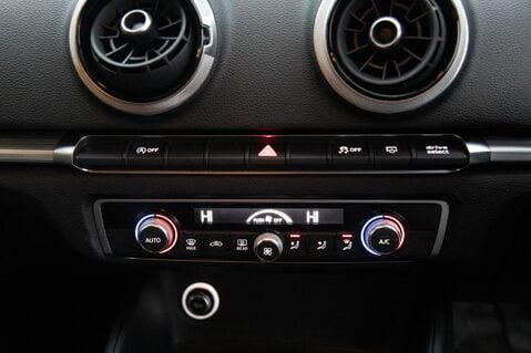 Audi A3 TFSI SPORT 35