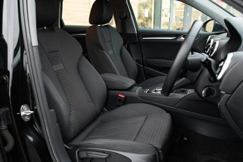 Audi A3 TFSI SPORT 32