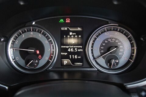 Suzuki Vitara SZ-T MHEV 15