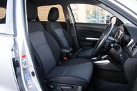 Suzuki Vitara SZ-T MHEV 29