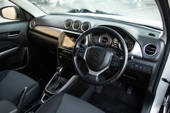 Suzuki Vitara SZ-T MHEV