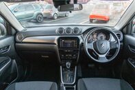 Suzuki Vitara SZ-T MHEV 3