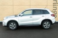 Suzuki Vitara SZ-T MHEV 13