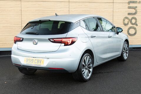 Vauxhall Astra ULTIMATE 2