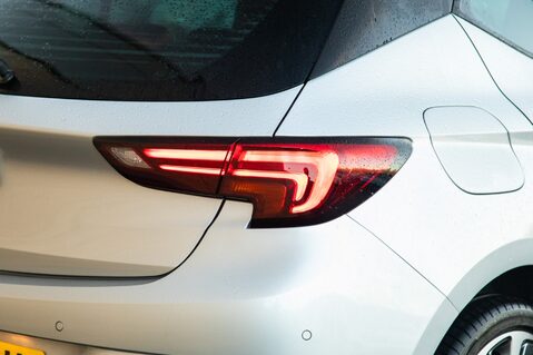 Vauxhall Astra ULTIMATE 9