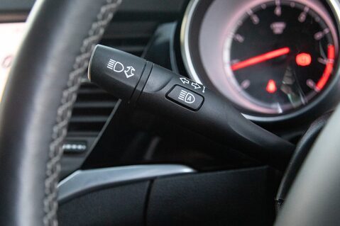 Vauxhall Astra ULTIMATE 17