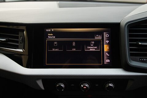 Audi A1 SPORTBACK TFSI S LINE 25