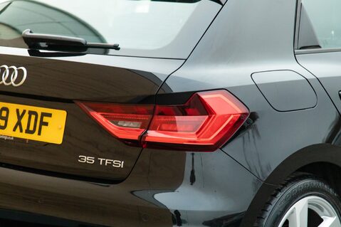 Audi A1 SPORTBACK TFSI S LINE 9