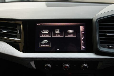 Audi A1 SPORTBACK TFSI S LINE 23