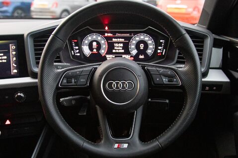 Audi A1 SPORTBACK TFSI S LINE 21