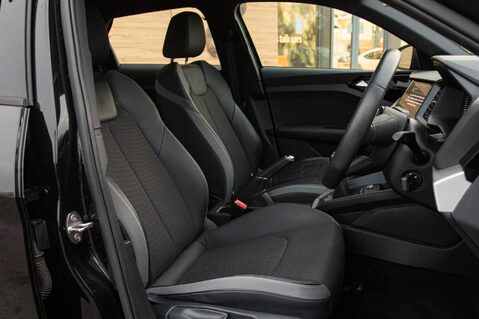 Audi A1 SPORTBACK TFSI S LINE 30