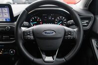 Ford Focus TITANIUM 21