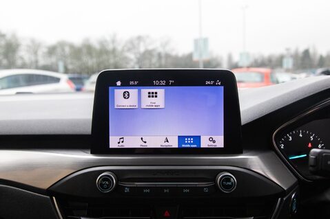 Ford Focus TITANIUM 25