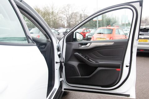 Ford Focus TITANIUM 14