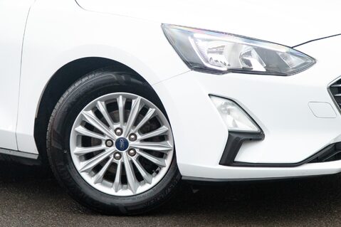 Ford Focus TITANIUM 11