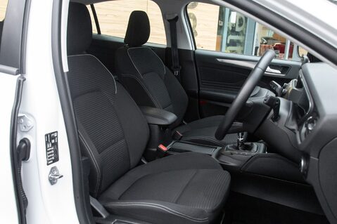 Ford Focus TITANIUM 29