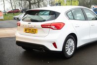 Ford Focus TITANIUM 8