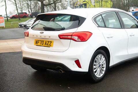 Ford Focus TITANIUM 8