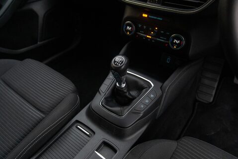 Ford Focus TITANIUM 30