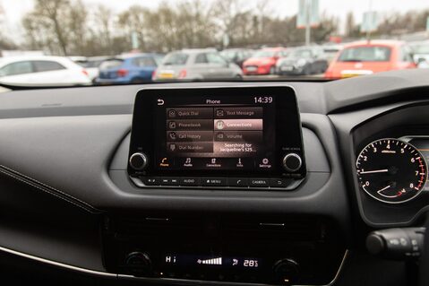 Nissan Qashqai DIG-T ACENTA PREMIUM MHEV 25