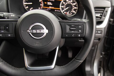 Nissan Qashqai DIG-T ACENTA PREMIUM MHEV 20