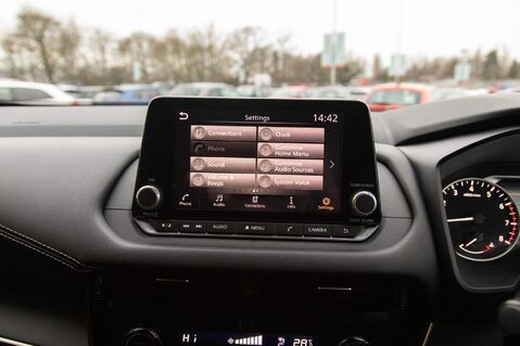 Nissan Qashqai DIG-T ACENTA PREMIUM MHEV 27