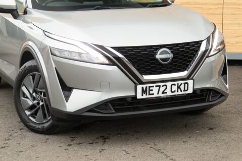 Nissan Qashqai DIG-T ACENTA PREMIUM MHEV 10