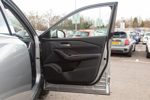 Nissan Qashqai DIG-T ACENTA PREMIUM MHEV 14