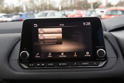 Nissan Qashqai DIG-T ACENTA PREMIUM MHEV 26