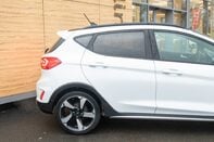 Ford Fiesta ACTIVE B AND O PLAY 7