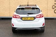 Ford Fiesta ACTIVE B AND O PLAY 6