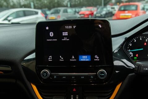 Ford Fiesta ACTIVE B AND O PLAY 29