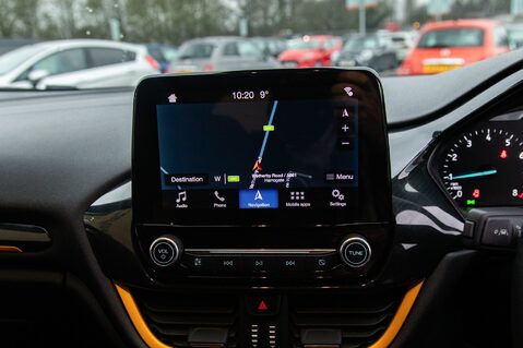 Ford Fiesta ACTIVE B AND O PLAY 28