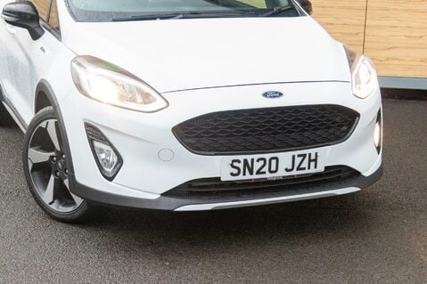 Ford Fiesta ACTIVE B AND O PLAY 10