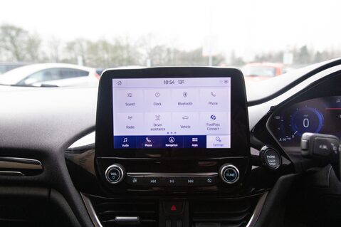 Ford Fiesta TITANIUM X MHEV 27