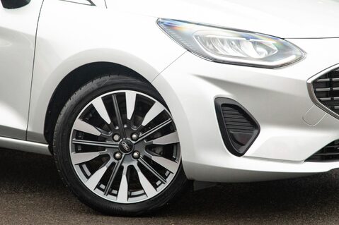 Ford Fiesta TITANIUM X MHEV 11