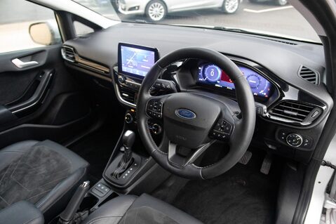 Ford Fiesta TITANIUM X MHEV 4