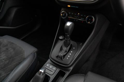 Ford Fiesta TITANIUM X MHEV 31