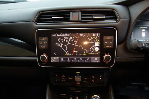 Nissan LEAF TEKNA 25