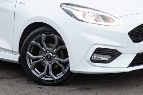 Ford Fiesta ST-LINE 11