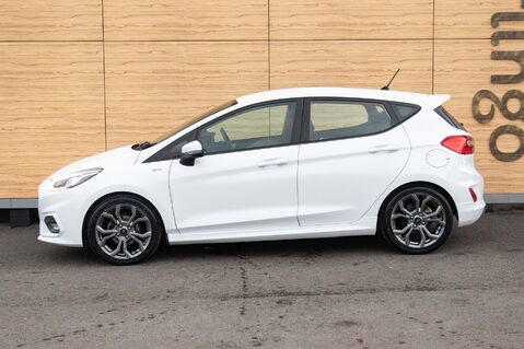 Ford Fiesta ST-LINE 13