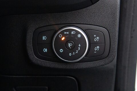 Ford Fiesta ST-LINE 16