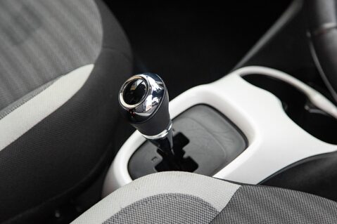 Toyota Aygo VVT-I X-TREND X-SHIFT 30