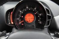 Toyota Aygo VVT-I X-TREND X-SHIFT 15