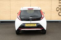 Toyota Aygo VVT-I X-TREND X-SHIFT 6