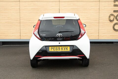 Toyota Aygo VVT-I X-TREND X-SHIFT 6