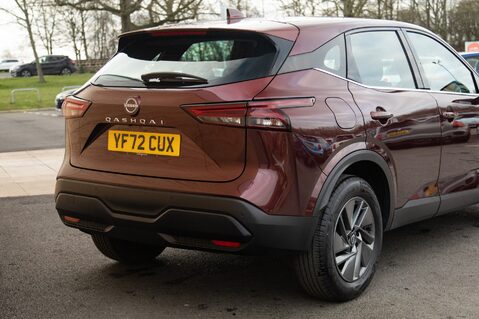 Nissan Qashqai DIG-T ACENTA PREMIUM MHEV 8