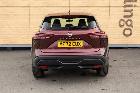 Nissan Qashqai DIG-T ACENTA PREMIUM MHEV 6